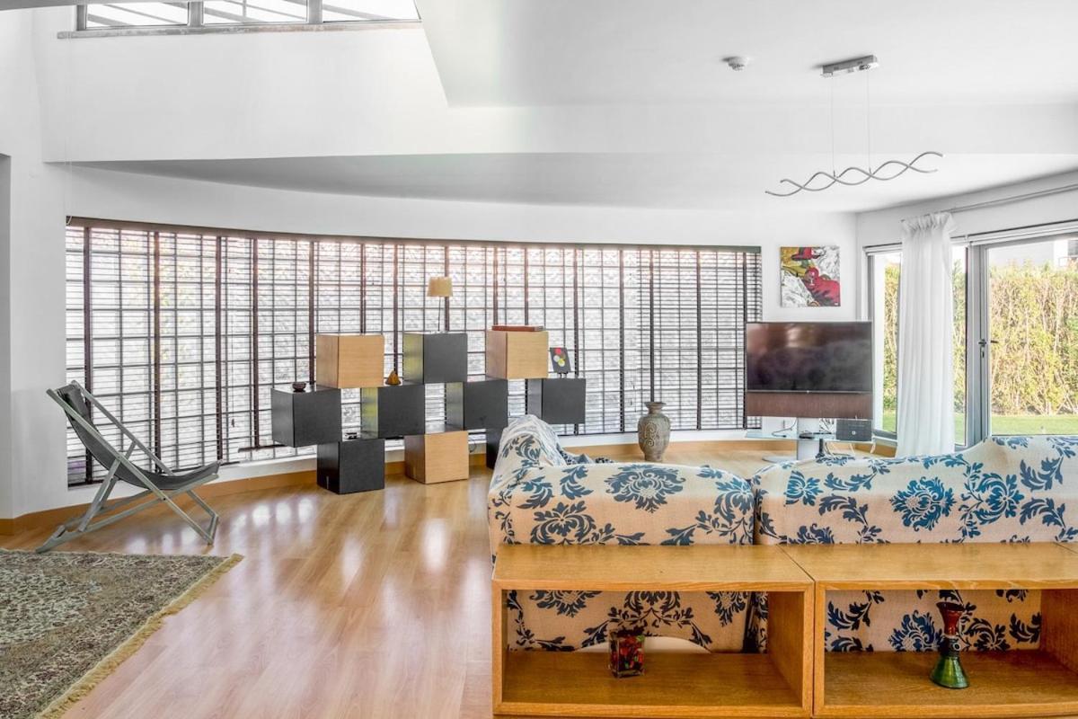 3 Bedroom Villa With Private Pool In パルメラ エクステリア 写真